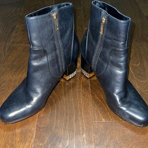 Karl Lagerfeld SOPHIA leather boot